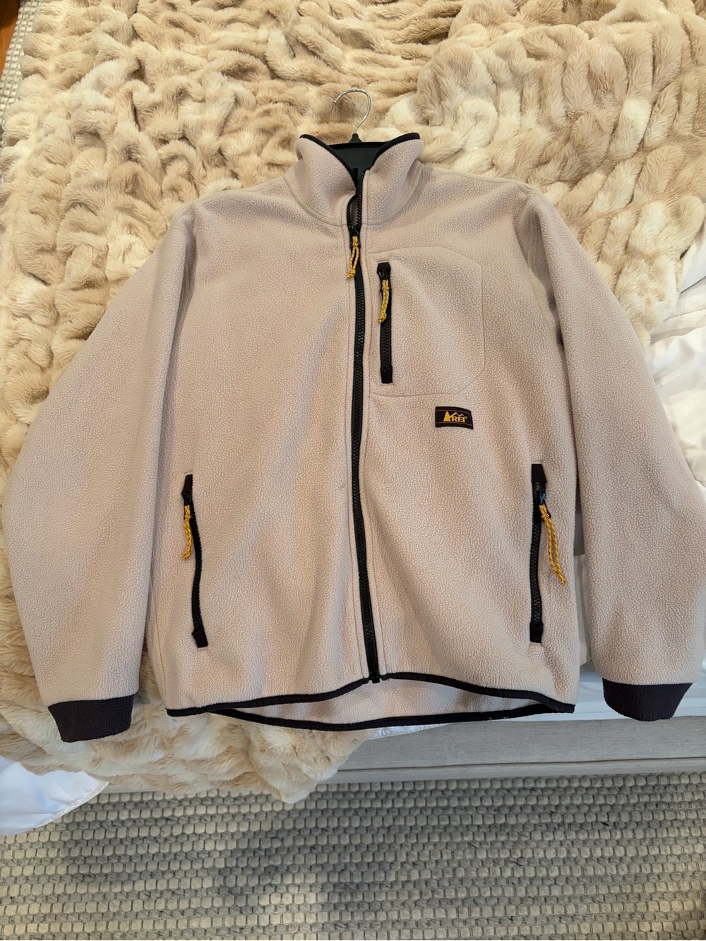 REI Womenโs Polartec Fleece